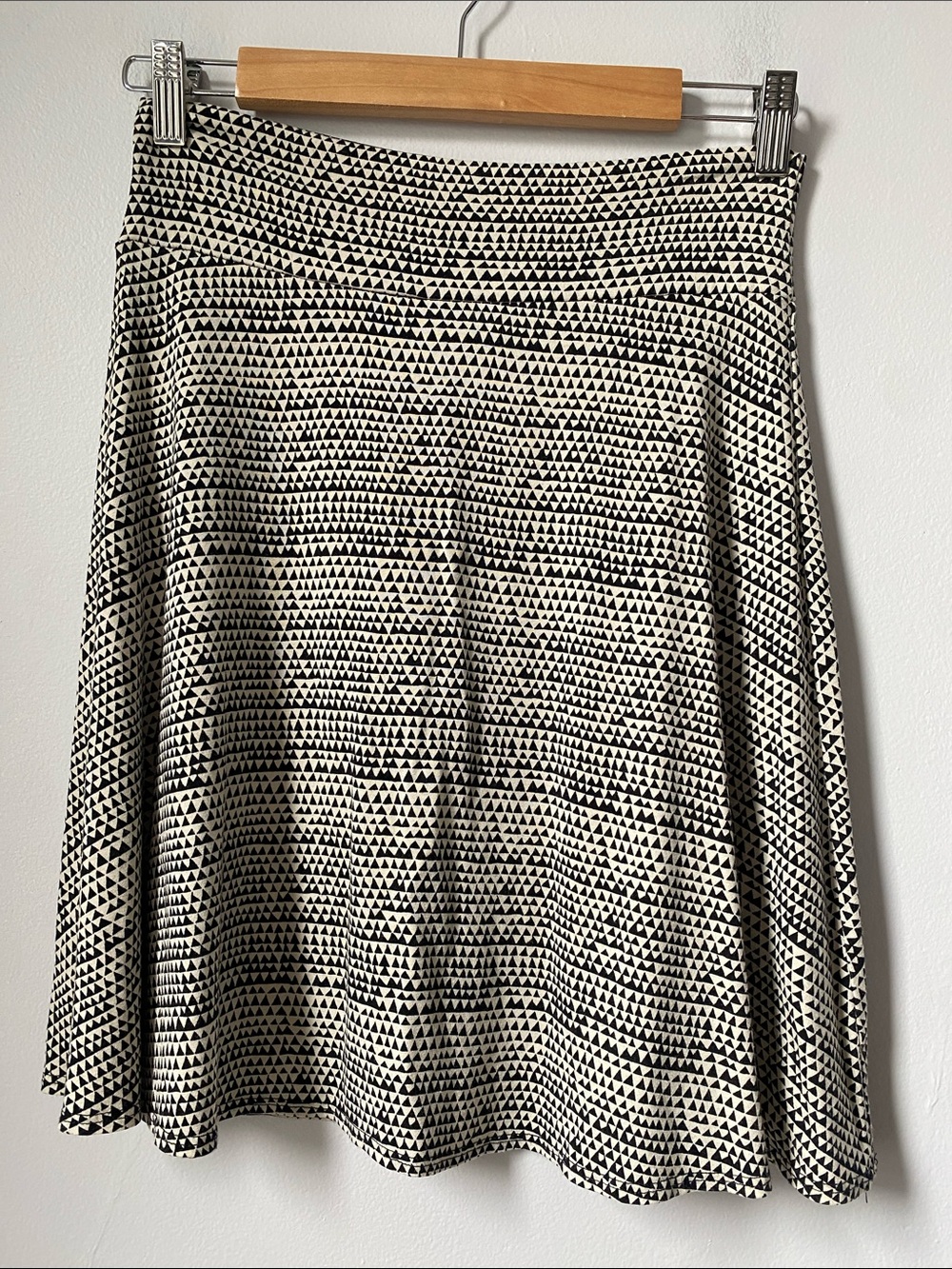 Salaam Black & Cream A-Line Skirt, made in USA, size M